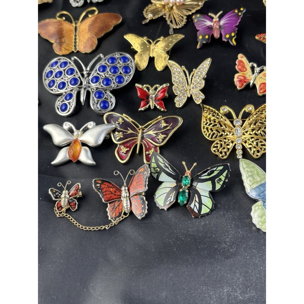 Lot of 28 VTG/Mod Brooches Rhinestone Enamel Crystal Statement -AK-Gerry’s -LC - Picture 4 of 12